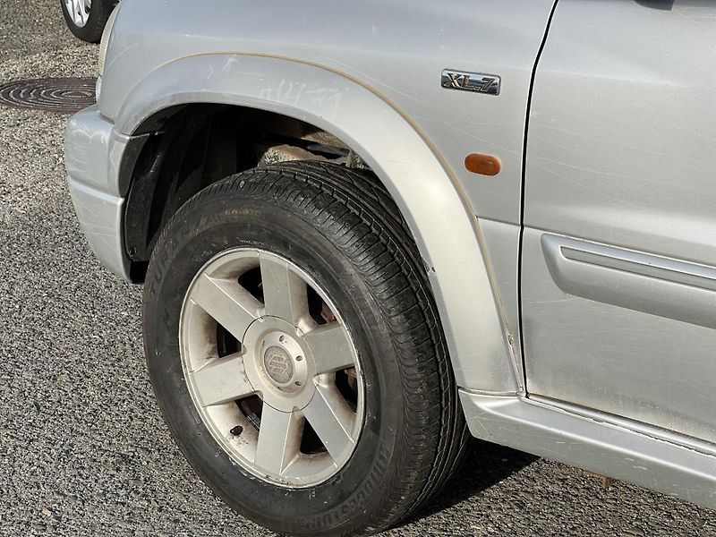 Suzuki Grand Vitara XL-7 2.7i V6 127kw 4x4 TAŽNÉ  - fotka 21 z 22