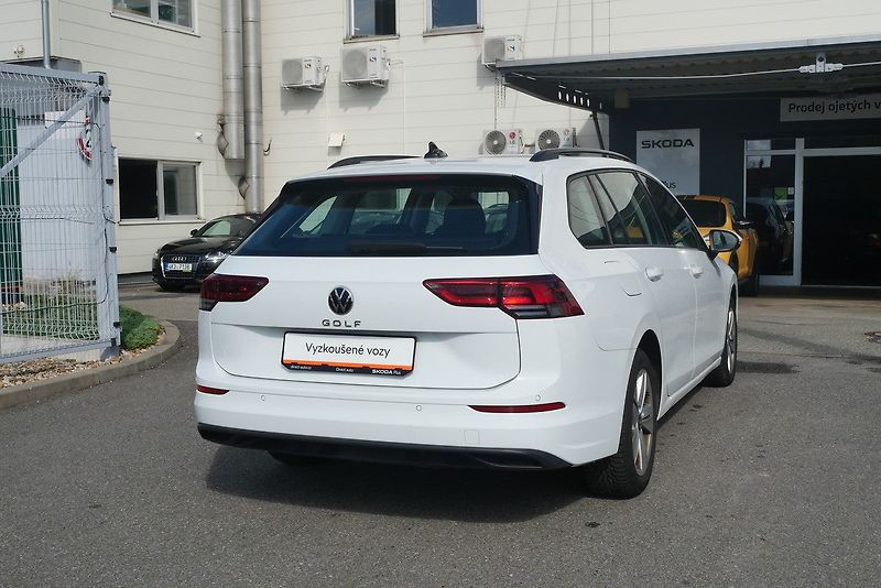 Volkswagen Golf - fotka 2 z 6