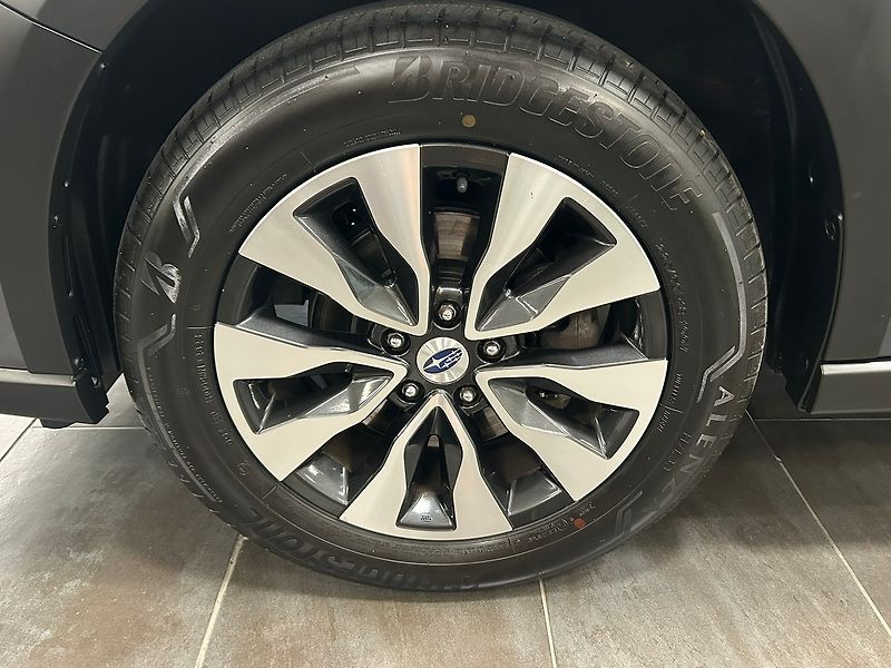 Subaru Outback (2023) 2.5 TOURING 2023 | Záruka - fotka 12 z 59
