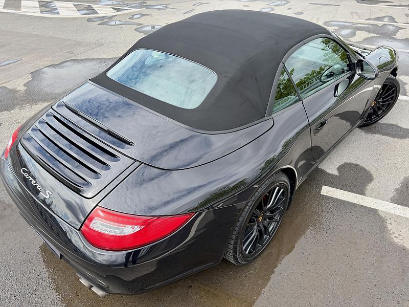 Porsche 911 (2008) S Cabrio 3.8 PDK 997.2 SportCh - fotka 66 z 67