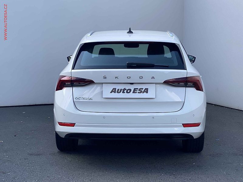 Škoda Octavia (2023) 2.0 TDi, 2.maj,ČR, Style - fotka 5 z 20