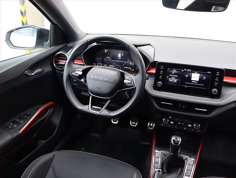 Škoda Fabia (2025) 1.0 TSI - fotka 7 z 25