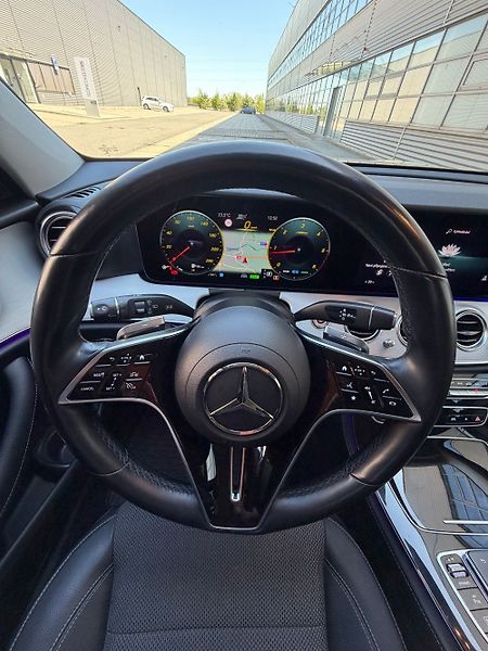 Mercedes-Benz Třídy E (2022) - fotka 41 z 55