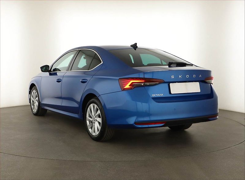 Škoda Octavia (2024) Selection 2.0 TDI - fotka 4 z 20