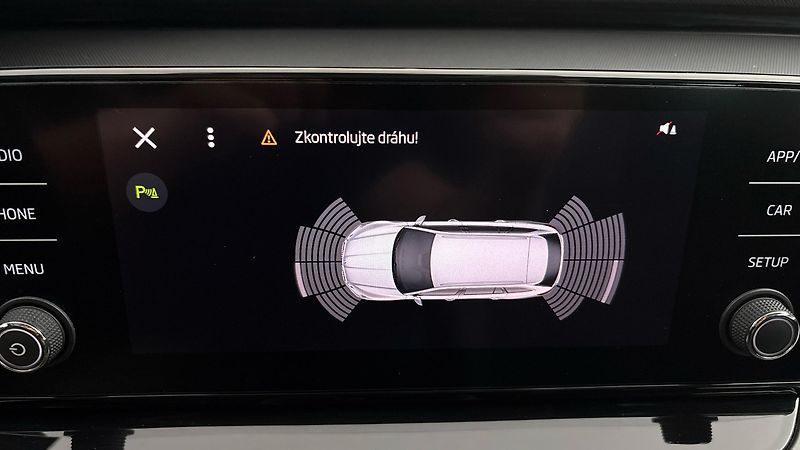 Škoda Octavia 2.0 TDI Ambition Combi - fotka 12 z 24