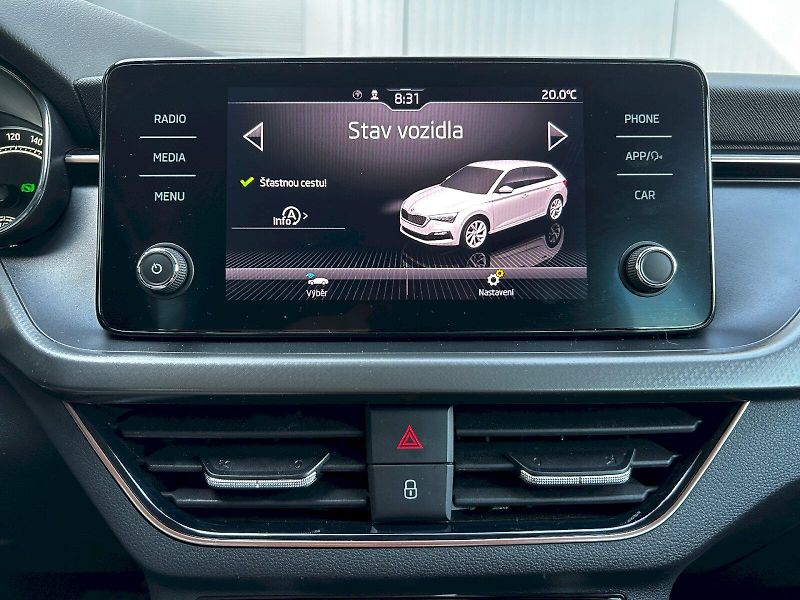 Škoda Scala (2023) 1.0 TSI 81kW DSG Style - fotka 14 z 35