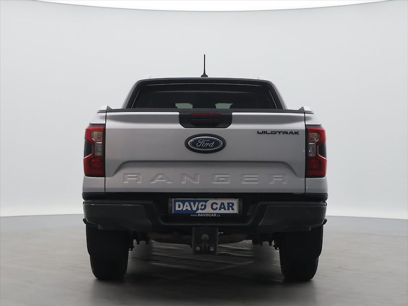 Ford Ranger 3,0 V6 TDi Double Cab Wildtrak - fotka 6 z 41