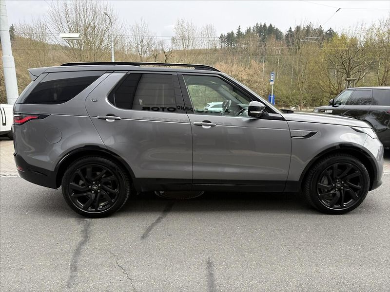 Land Rover Discovery 3,0 R-DYNAMIC SE D300 - fotka 6 z 26