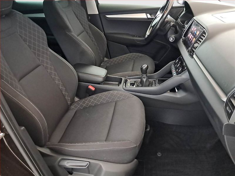 Škoda Karoq (2020) 1.5 TSI - fotka 9 z 18