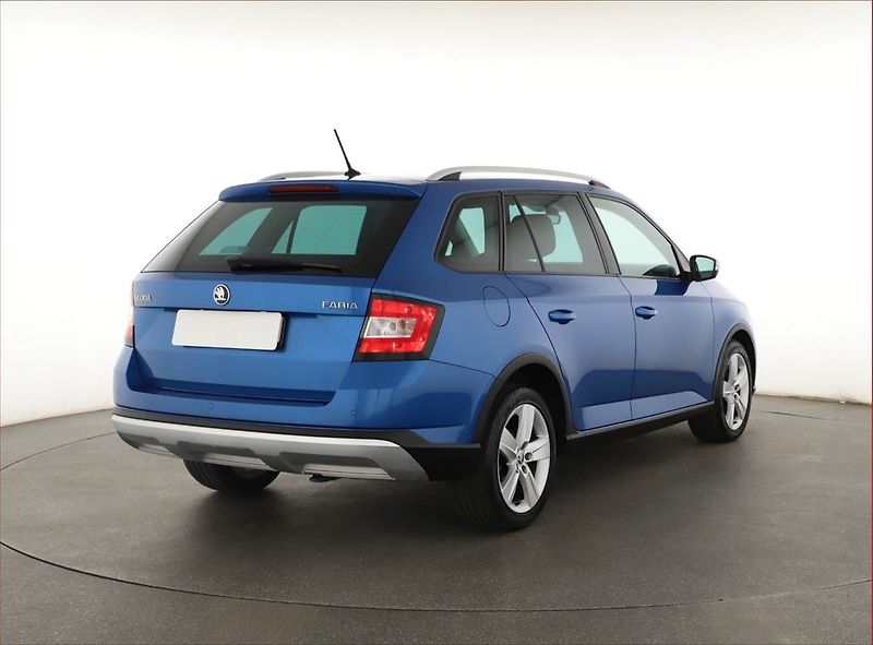 Škoda Fabia (2017) Scoutline 1.2 TSI, Serv.kniha - fotka 5 z 13