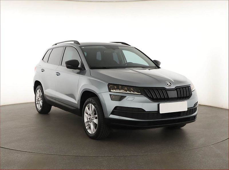 Škoda Karoq (2019) Ambition 1.0 TSI, Navi - fotografie inzerátu