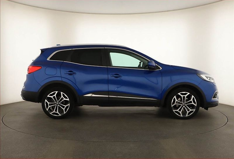 Renault Kadjar (2021) 1.3 TCe, Automat, ČR,1.maj - fotka 6 z 14