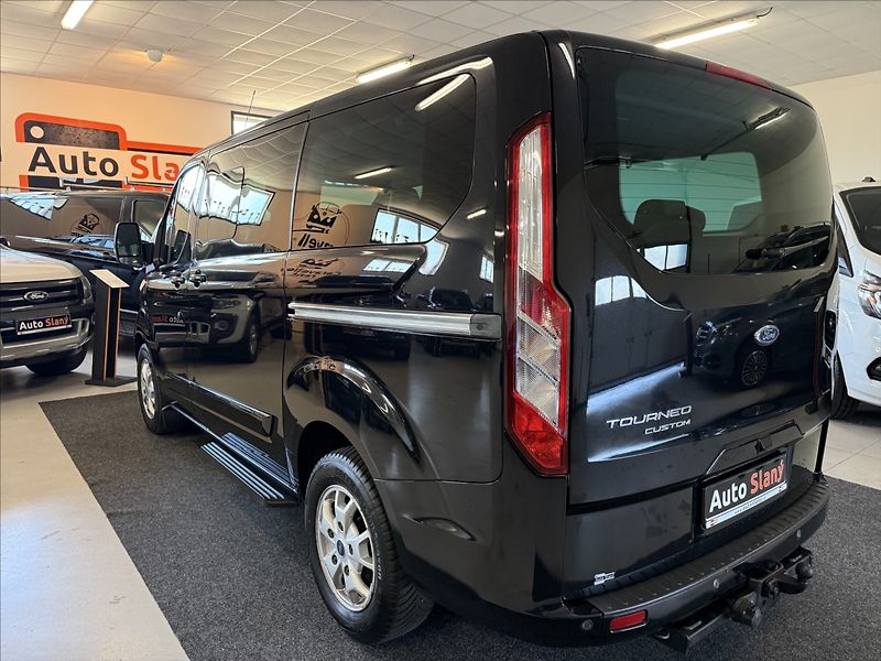 Ford Tourneo Custom 2,2 TitaniumX,114kW,po servisu - fotka 5 z 31