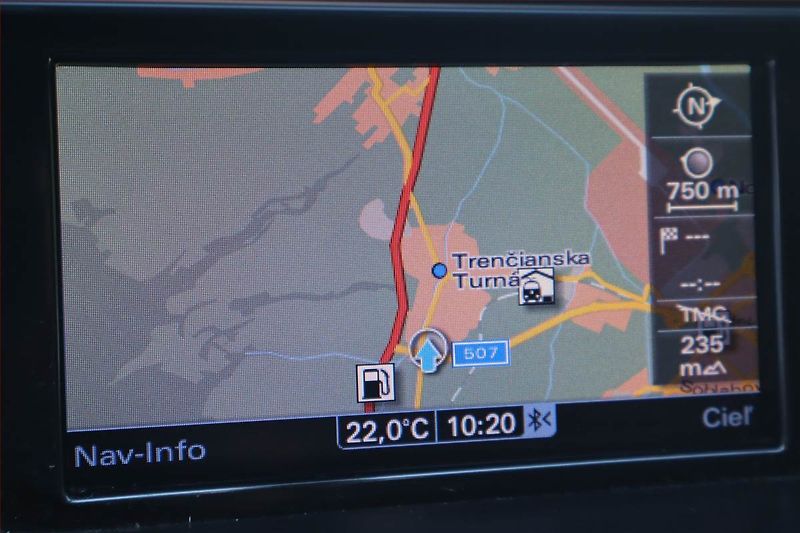 Audi A4 (2012) 3.0 TDI, 4X4, Automat - fotka 18 z 23