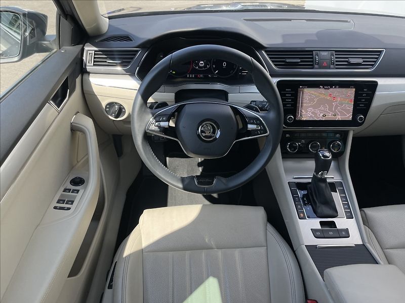 Škoda Superb 2,0 TSI 4x4 Combi L&K WEBA - fotka 7 z 24