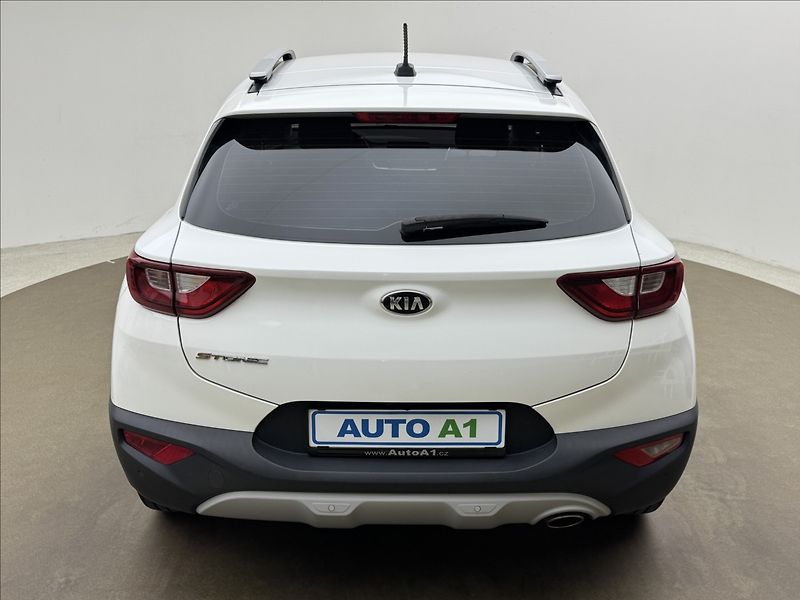 Kia Stonic 1,4 i SERVIS KAMERA 2X KOLA ČR - fotka 5 z 37