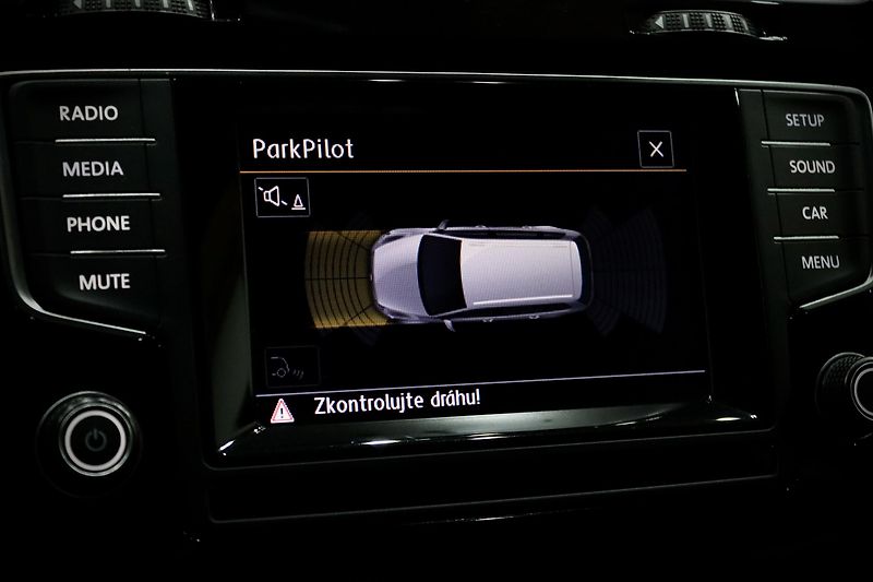 Volkswagen Golf 7 Variant 1.4 TSI 103 kW - fotka 25 z 39