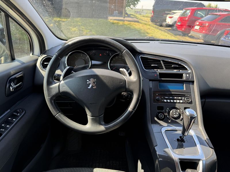 Peugeot 5008 1.6 HDI 7 MIST - fotka 14 z 24