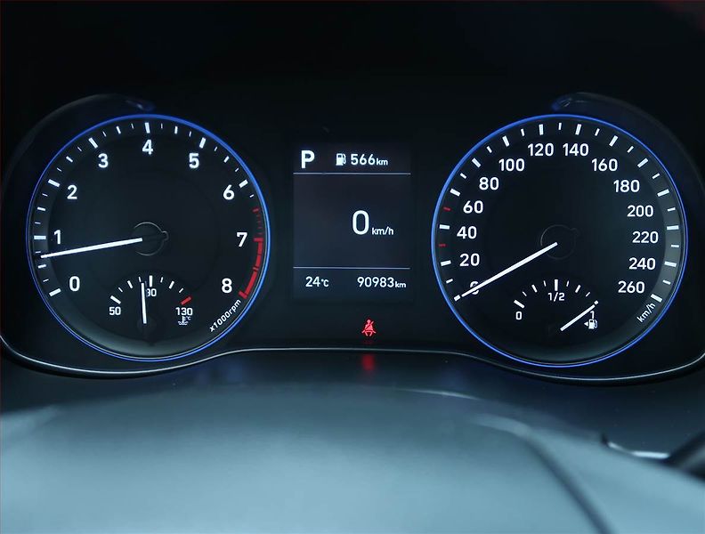 Hyundai Kona (2020) Style 1.6 T-GDI, Automat, ČR - fotka 11 z 19