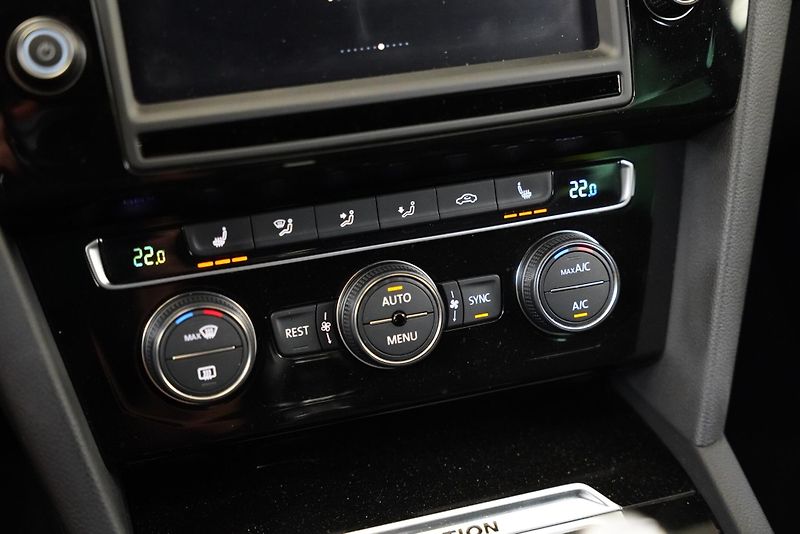 Volkswagen Passat - fotka 21 z 25