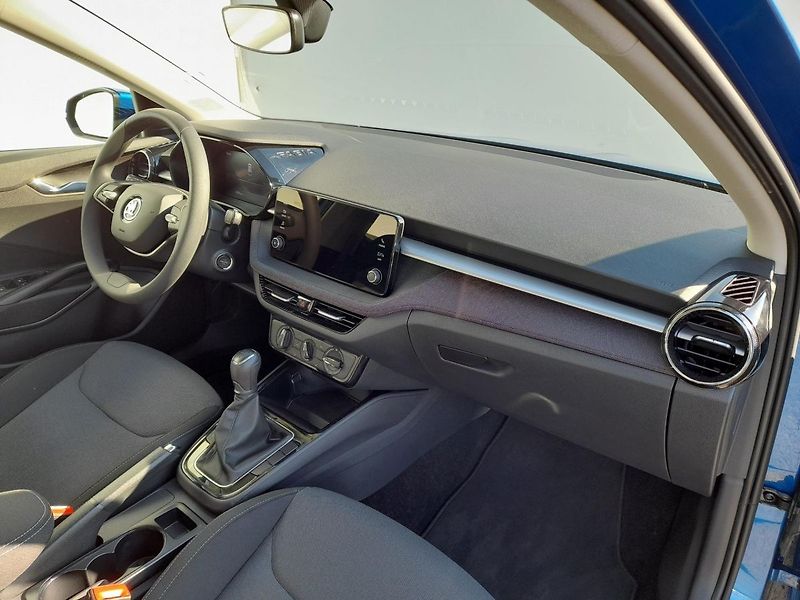 Škoda Fabia Selection 1.0 MPI 59kW 5MP - fotka 20 z 20