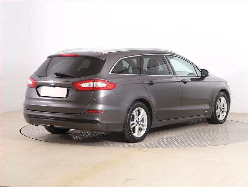Ford Mondeo (2018) 2.0 TDCI, 4X4, Navi, Tempomat - fotka 5 z 20