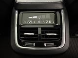 Volvo XC90 B5 AWD R-DESIGN AUT - náhled 30