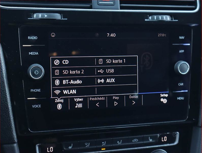Volkswagen Golf (2018) 1.0 TSI, Navi, Tempomat - fotka 16 z 18