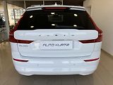 Volvo XC60 B4 FWD Momentum PRO AT8 - náhled 9