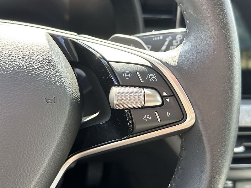 Škoda Scala (2024) 1.0 TSI DSG Selection - fotka 15 z 31
