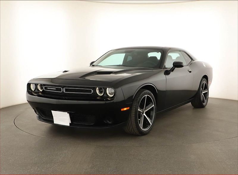 Dodge Challenger (2016) 3.6 V6 - fotka 2 z 15