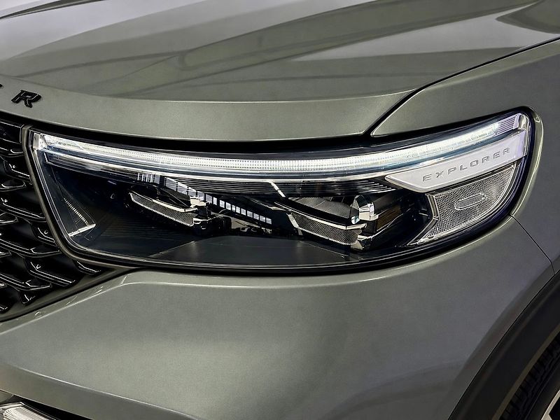 Ford Explorer 3.0L PHEV AWD ST-LINE, PANO, B - fotka 7 z 27