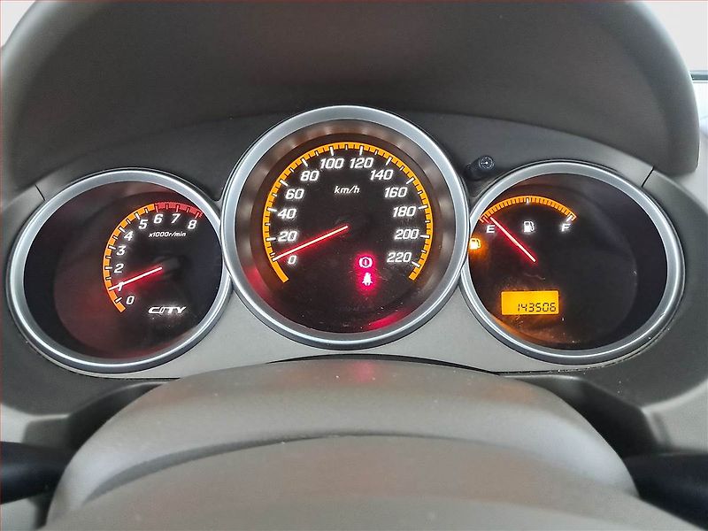 Honda City (2007) 1.4 i, nová STK, levný provoz - fotka 11 z 18