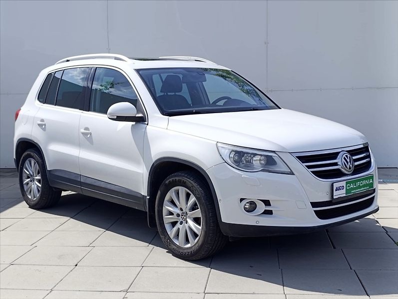 Volkswagen Tiguan 2,0 TDi DSG 4Motion Navi Tažné - fotka 5 z 40