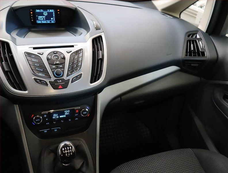 Ford C-MAX (2011) 1.6 TDCi, Serv.kniha, Tempomat - fotka 8 z 17