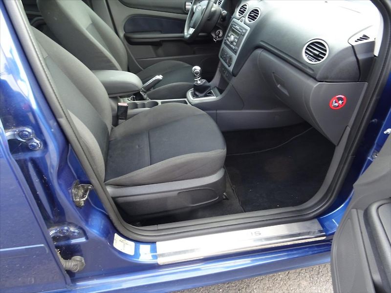 Ford Focus 2,0 TDi 100 kW - fotka 21 z 21