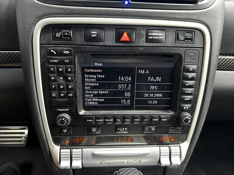 Porsche Cayenne 4,8 GTS 405 hp - fotka 31 z 46
