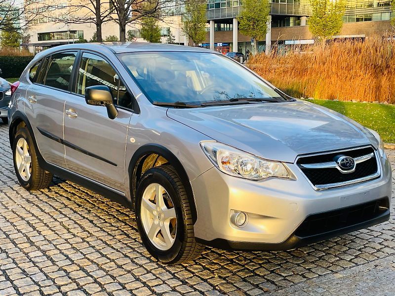 Subaru XV 1.6i 4x4 MAN SENZORY SERVISKA - fotka 8 z 36
