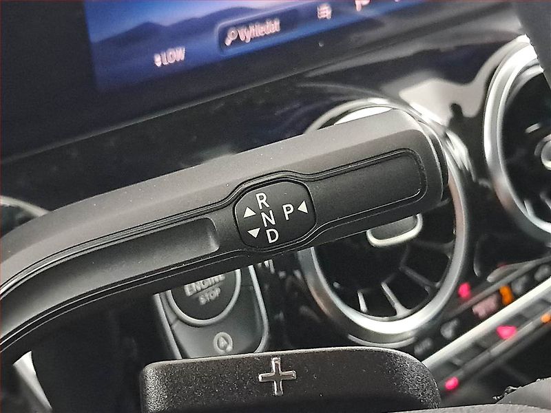 Mercedes-Benz GLA (2025) 200 - fotka 13 z 23