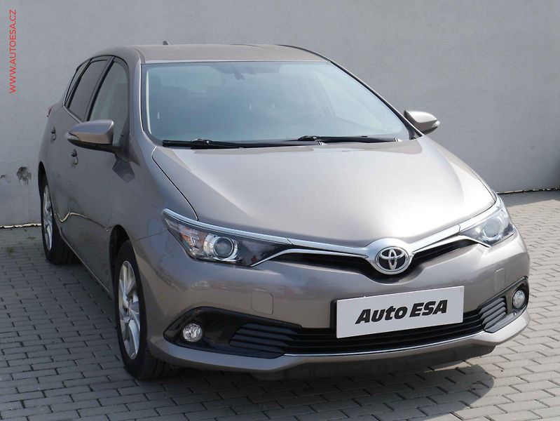 Toyota Auris (2015) 1.6 VVT-i, ČR, Active - fotografie inzerátu