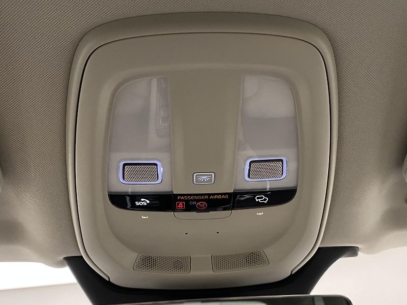 Volvo XC90 B5 AWD BRIGHT PLUS - fotka 32 z 66