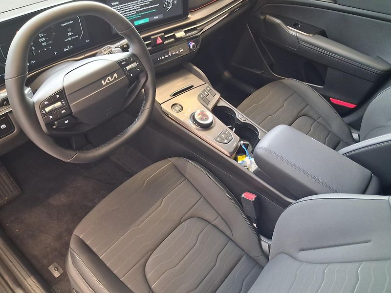 Kia Sportage (2026) 1,6 T-GDi GPF 4x2 7DCT TOP - fotka 5 z 10