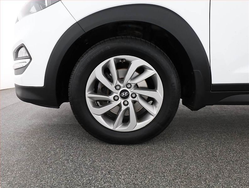 Hyundai Tucson (2016) 1.7 CRDi, Navi, Tempomat - fotka 18 z 18