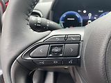 Toyota Yaris 1.5 HEV 130k Executive - náhled 17