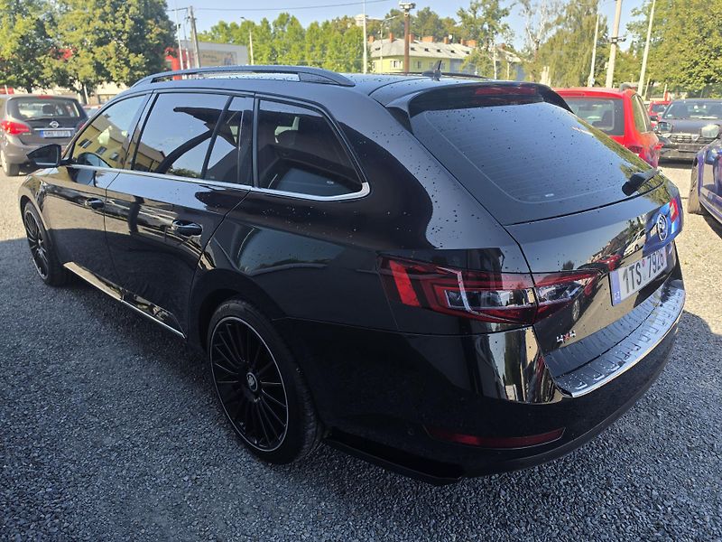 Škoda Superb 2.0 TDI L&Klement  4x4 - fotka 3 z 23