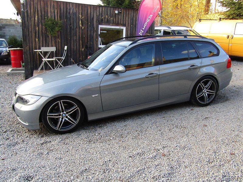 BMW Řada 3 (2008) 2.0D 130kW  2 SADY KOL - fotka 2 z 43