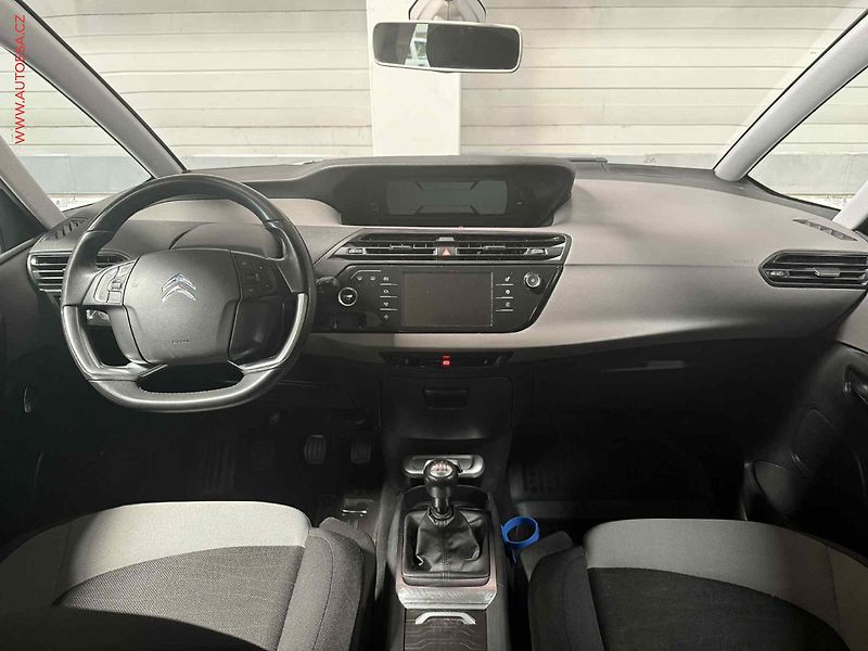 Citroën C4 Picasso (2016) 2.0 HDI 7míst, Navi, panorama - fotka 7 z 21