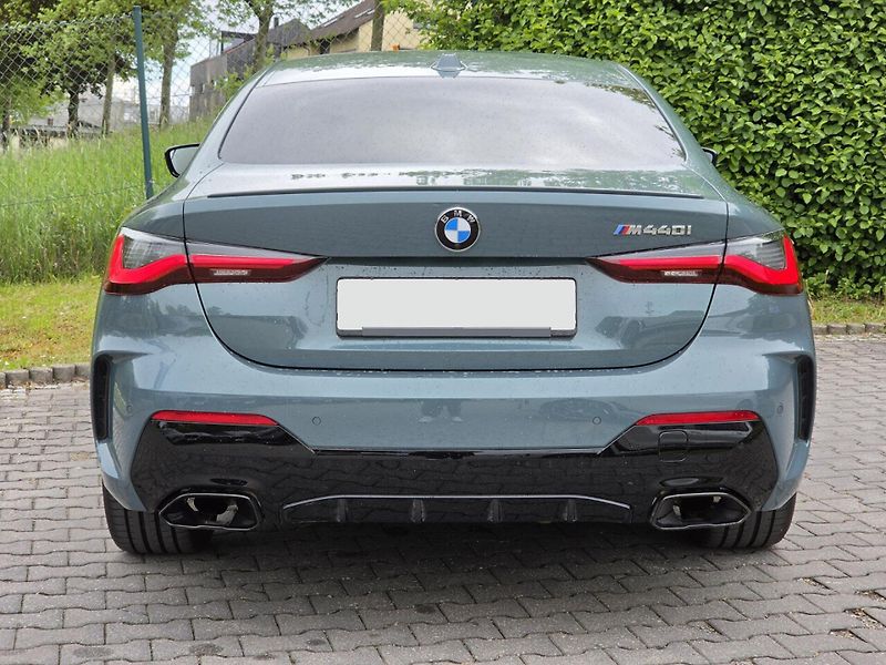 BMW Řada 4 M440i xD M-Sport Šíbr HuD 360 - fotka 5 z 12
