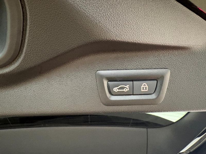 BMW X5 xDriveM50i Pano HuD H/K 360 Ta - fotka 21 z 21