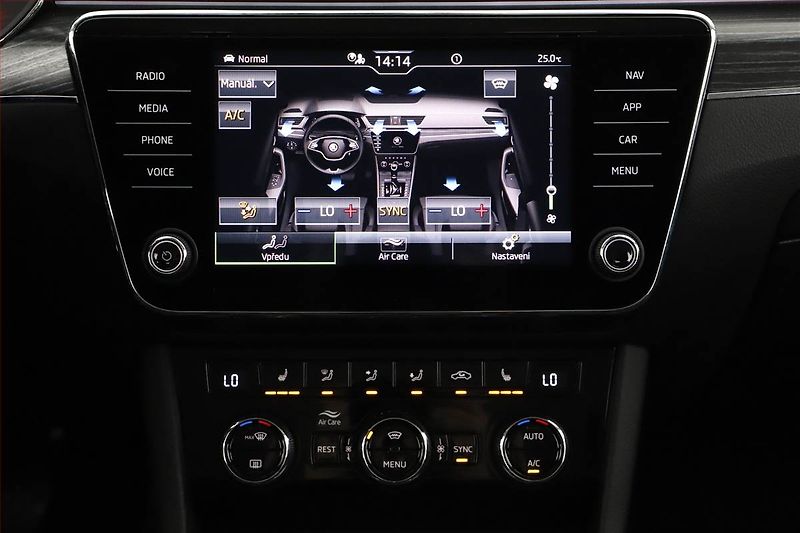 Škoda Superb (2021) Style 2.0 TDI - fotka 16 z 20